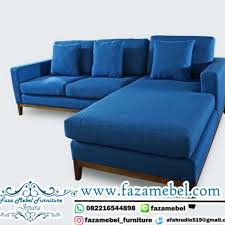 Kursi sofa model terbaru berdesain klasik eropa furniture yang sangat elegant, mewah untuk diterapkan pada acara pernikahan masa kini. Model Kursi Tamu Minimalis Informa