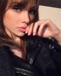 Rosalinda cannavò lascia il grande fratello vip e scatena una bufera su massimiliano morra. Rosalinda Cannavo Adua Del Vesco Biografia Eta Altezza Peso Figli Marito E Vita Privata Spettegolando