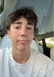 Paul Mush's Instagram, Twitter & Facebook