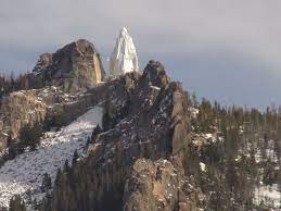 Our lady of the rockies is a statue dedicated to mary, the mother of jesus, built on top of the continental divide at butte, mt, which is 20 feet shorter than the statue of liberty. The Virgin Mary Statue On The Mountain Above In Butte Mt Jan 13 Mapio Net