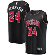 The pelicans have expressed interest in lauri markkanen and hold a sizable trade exception ($17 million) to take the restricted free agent in on a contract he seeks, sources say. Lauri Markkanen Chicago Bulls Fanatics Branded Fast Break Replica Jersey Black Statement Edition Chicag Chicago Bulls Big And Tall T Shirts Nike Nba Jerseys