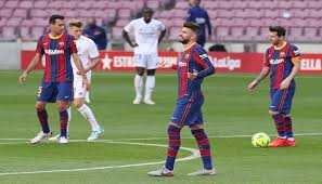 بالنظر لجدول الدوري الإسباني، نجد أن أتليتكو مدريد يتصدر الدوري بـ66 نقطة، يليه برشلونة بـ65 نقطة ثم ريال مدريد بـ63 نقطة، مع تبقي 8 مباريات لكل فريق، من بينها مواجهة لـ برشلونة ضد أتليتكو مدريد على ملعب كامب نو. Ø¨Ø±Ø´Ù„ÙˆÙ†Ø© Ø¶Ø¯ Ø±ÙŠØ§Ù„ Ù…Ø¯Ø±ÙŠØ¯ 10 ØµÙˆØ± ØªÙ„Ø®Øµ Ø£ÙˆÙ„ ÙƒÙ„Ø§Ø³ÙŠÙƒÙˆ Ø¨Ø¯ÙˆÙ† Ø¬Ù…Ø§Ù‡ÙŠØ±