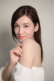 𝐾𝑎𝑟𝑒𝑛𝑎 𝐶ℎ𝑎𝑛🦋 https://www.instagram.com/karena__c/