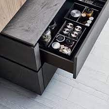 All Cesarkitchens Drawers And Jumbo Drawers Are Fitted With The Legrabox Structure Available In Three Kitchen Fittings Kitchen Design Kitchen Design Showrooms