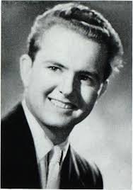 UAI Annual Staff <ff tUe hauasseuc UiyU ScJUaot, hauasse-uc Aic De-pat,  Hiaeacca, presents tUe- . . .