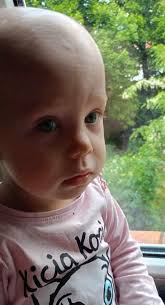 Umiera 4-letnia dziewczynka ❗Błagamy o ratunek 🙏😭❗  https://www.siepomaga.pl/razemmozemywszystkewunia Moja mała córeczka ma  neuroblastomę, śmiertelny nowotwór, który nie daje za wygraną. Czuwam przy  niej dzień i noc, starając się czerpać z każdej ...