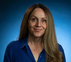 Vicki Rainey's Instagram, Twitter & Facebook