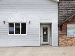 The hawkeye state offers a different kind of atmosphere from the forest land of the south, or the there is a moderate percentage of pet owners in iowa, so there are plenty of places for dogs and their owners to travel within the state. Iowa Puppy Laundering Ring Involving Britt Rescue Dissolved Britt News Tribune Globegazette Com