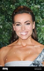 Lisa Robertson's Instagram, Twitter & Facebook