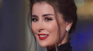 See more of ‎aicha ben ahmed عائشة بن أحمد‎ on facebook. Ù„Ù‡Ø°Ø§ Ø§Ù„Ø³Ø¨Ø¨ Ø¹Ø§Ø¦Ø´Ø© Ø¨Ù† Ø£Ø­Ù…Ø¯ ØªÙØ¶Ù„ Ø§Ù„Ø¸Ù‡ÙˆØ± Ù…Ù† Ø¯ÙˆÙ† Ù…ÙƒÙŠØ§Ø¬