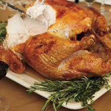 Dinde Rotie Au Beurre D Epices Ricardo Recipe Spiced Butter Roasted Turkey Turkey Sauce