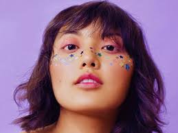 A perfect addition to a shag style, alison brie's bangs don't just go across the forehead like typical a part of hearst digital media good housekeeping participates in various affiliate marketing programs, which. 11 Stylish Messy Bangs Hairstyles For Women Hairstylecamp