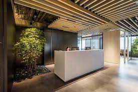 Office Tour Bryan Cave Leighton Paisner Offices Hong Kong Bryan Cave Hong Industrial Office Reception Design Corporate Office Design Lobby Design