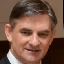 Robert Heldt's Instagram, Twitter & Facebook