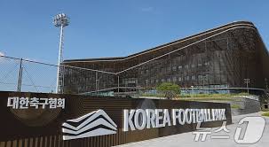 박문성