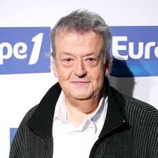 Surpris par ce virage sur sa propre enfance, carlito a tenté de se débarrasser du sujet en lâchant un « vu que c'est pas le sujet du bouquin, je ne m'attendais pas à ce qu'on développe, mais on peut, mais ça peut prendre du temps, et je te connais. Guy Carlier La Biographie De Guy Carlier Avec Voici Fr