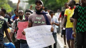 Sars Ban Nigeria Abolishes Loathed Federal Special Police Unit Bbc News