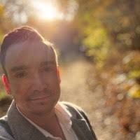 100+ perfiles de «Ehrke»