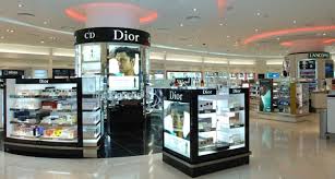 Dubai airport duty free gold shop terminal 1. Dubai Airports Dubai Duty Free And Emirates Showcase New T3 Ahead Of Next Week S Opening 09 10 08 The Moodie Davitt Report The Moodie Davitt Report