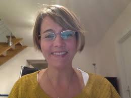 Bonjour, je vous offre des cours de violoncelle et du piano à domicile