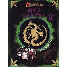 Wondering how to get disney plus for free. Disney Descendants 2 Mal S Spell Book Ii Buch Versandkostenfrei Bestellen