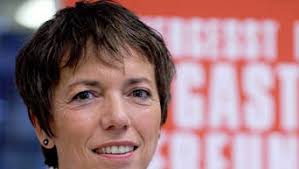 Sie war unter anderem mitglied im. Margot Kassmann Kauft Haus Auf Usedom Stars