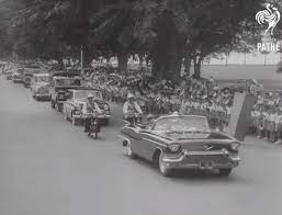 Tuanku abdul rahman ibni almarhum tuanku muhammad gcmg (jawi:توانكو عبدالرحمن ابن المرحوم توانكو محمد‎; Take A Look At These Videos Of The First King Of Malaya S Official Local State Visits Expatgo