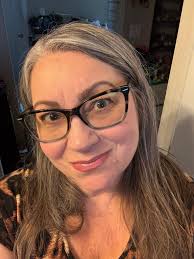 Hello again yes it's 3rd vlog but i want to share my results for eyes It  was so disappointing 😔 No special glasses for me.