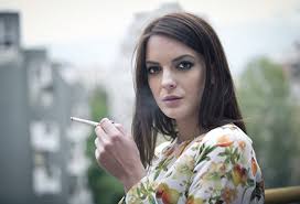 În primul rând, acest obicei afectează puternic plămânii, astfel că riscul de a face cancer pulmonar este foarte crescut. Daca Fumezi Slabesti