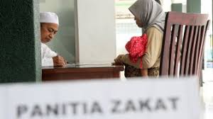 Zakat fitrah bukanlah hal baru bagi semua umat islam. Tata Cara Hitungan Dan Doa Lengkap Membayar Zakat Fitrah