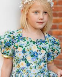 Iris Scalloped Girls Dress Sewing Pattern: Sweetheart Neckline (PDF  Pattern)