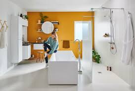 Il y a le blanc pur de la craie, le blanc bleu de la neige, plutôt froid, et les blancs cassés d'un soupçon de rouge, de jaune… Salle De Bain Moderne Quelle Peinture Choisir Lapeyre