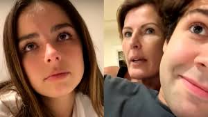 David dobrik is a youtuber/viner. David Dobrik Addison Rae Her Mom Go Viral With Weirdest Tiktok Ever Dexerto