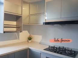 Ukurlah lebar dan kedalaman kabinet yang akan anda pasangi rak geser. Kabinet Dapur Minimalis Untuk Poket Yang Tipis