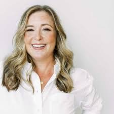 Katie Duffey's Instagram, Twitter & Facebook