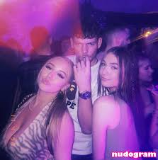 Gracie M  _gracie_m  graciebon1 Гола изтичане OnlyFans снимка 12 -  Nudogram v2.1