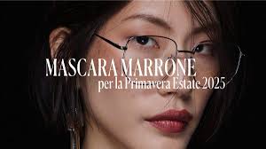 Mascara marrone per la Primavera Estate 2025