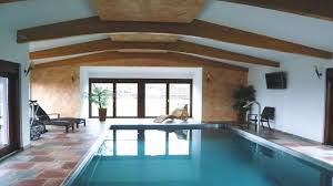 Www Schwimmbad Schmierer De Sichtbare Leimbinder Spa Zuhause Hallenbad Innenpool Schwimmbader