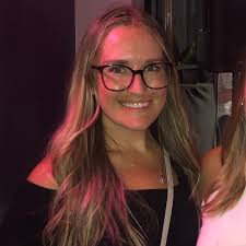 Heidi Priestley's Instagram, Twitter & Facebook