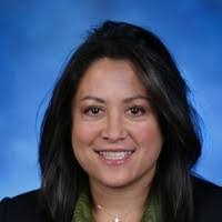 Linda Castaneda's Instagram, Twitter & Facebook