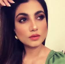 Can I stay at my apartment during a landlord visit?