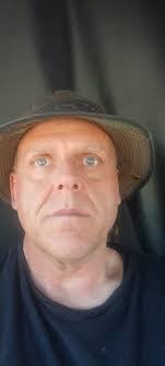 Scott Shin's Instagram, Twitter & Facebook