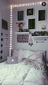 16 Clever Home Decor Ideas With Newspaper Dorm Room Decor Room Ideas Bedroom Bedroom Design