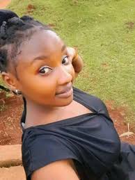 Watsupp...0740 579100