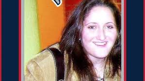 Michelle Sennett's Instagram, Twitter & Facebook