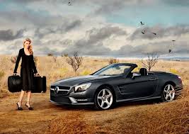 Mercedes Shows Off Sl S New Curves With Supermodel Lara Stone Mercedes Sl Mercedes Benz New Mercedes