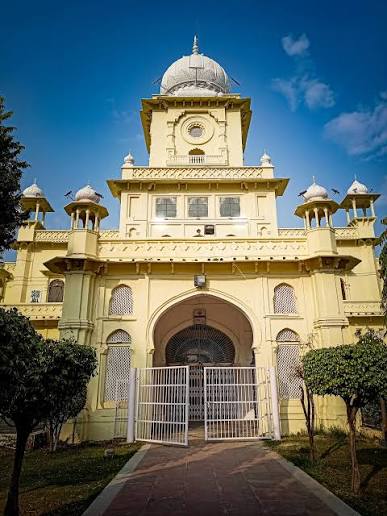 Lucknow University Buzz | Lucknow