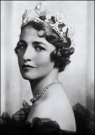 Nancy Lancaster's Instagram, Twitter & Facebook