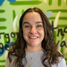 Stacy Dial's Instagram, Twitter & Facebook