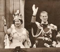 Korunovace alžběta 2 june 1953. Galerie Oficialni Snimky Kralovske Rodiny Od Viktorie Az Po Eru Kate A Meghan Foto 1 Zeny Cz